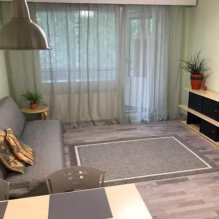 Spacious 1bdrm Near Metro. Free Parking Appartement *